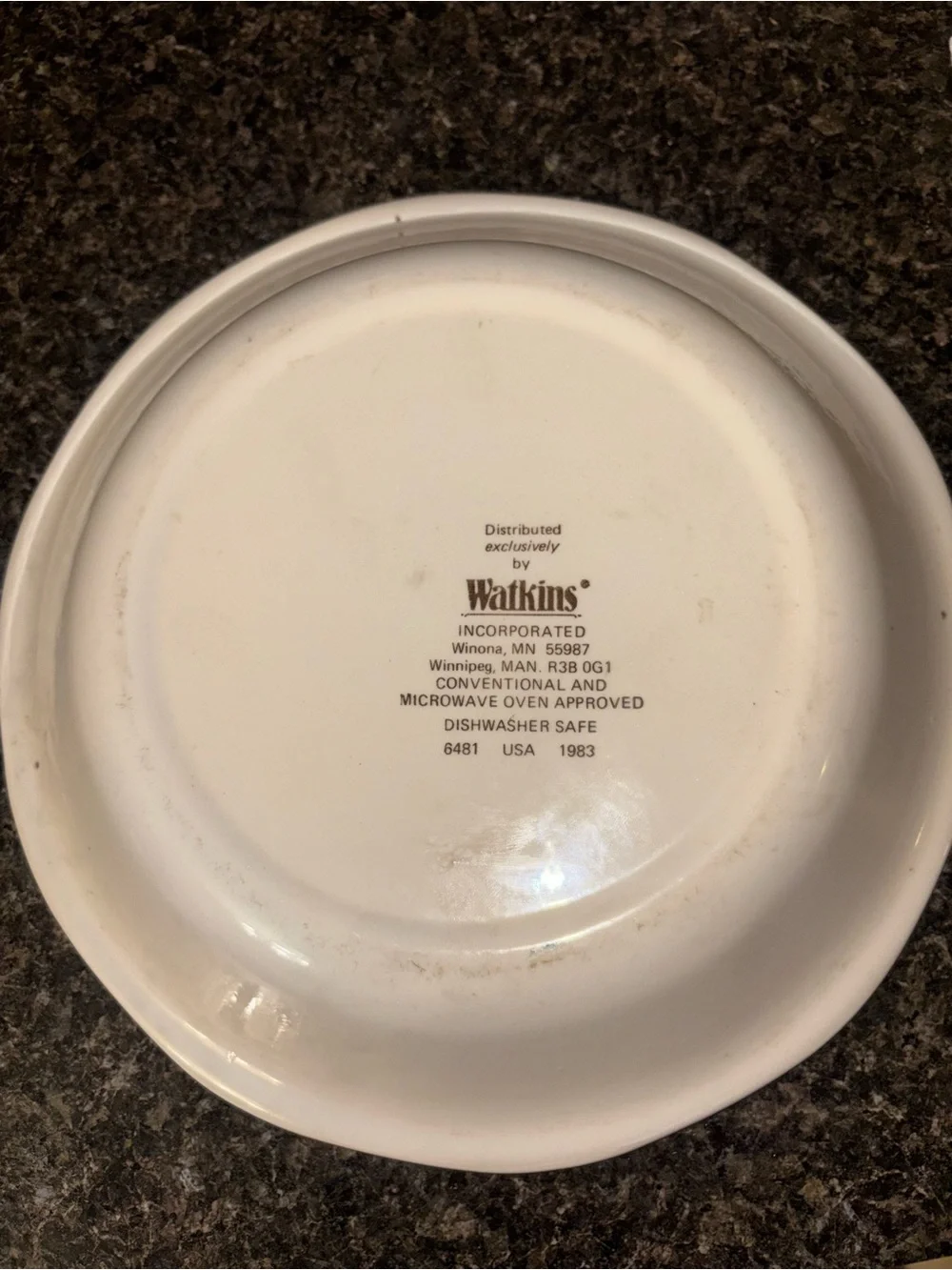 Watkins Mexican Sombrero Pie Dish - Cream with Orange Trim